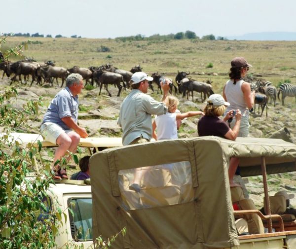 03-mara-timbo-camp-masai-mara-kenya-we-will-take-you-to-the-migration_1024x768